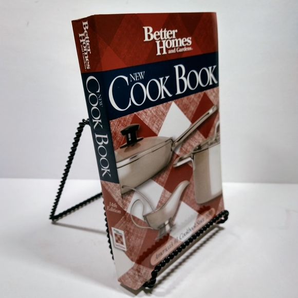 BETTER HOMES NEW COOKBOOK PAPER BACK 2006 - Picture 2 of 6